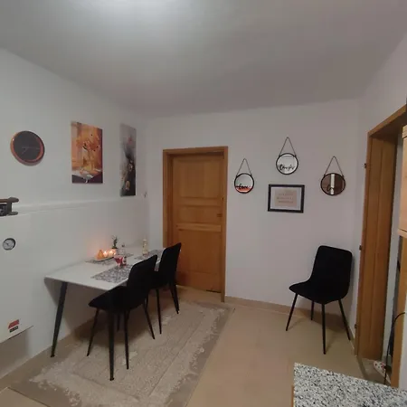 Beata 2 Lower Floor Апартаменты Кулен Вакуф